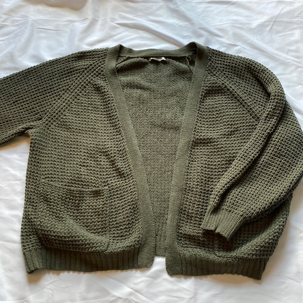 American eagle knit sweater cardigan size medium